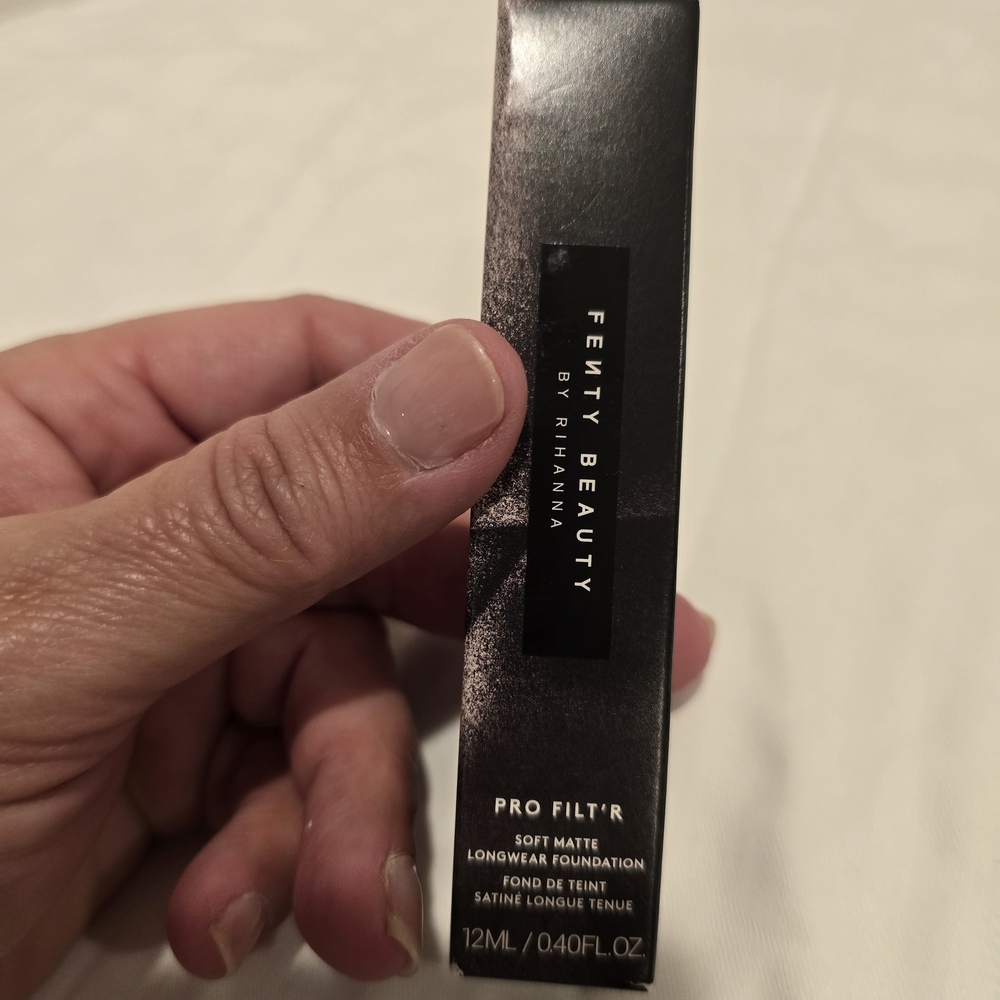 Fenty Beauty Pro Filt'r Foundation